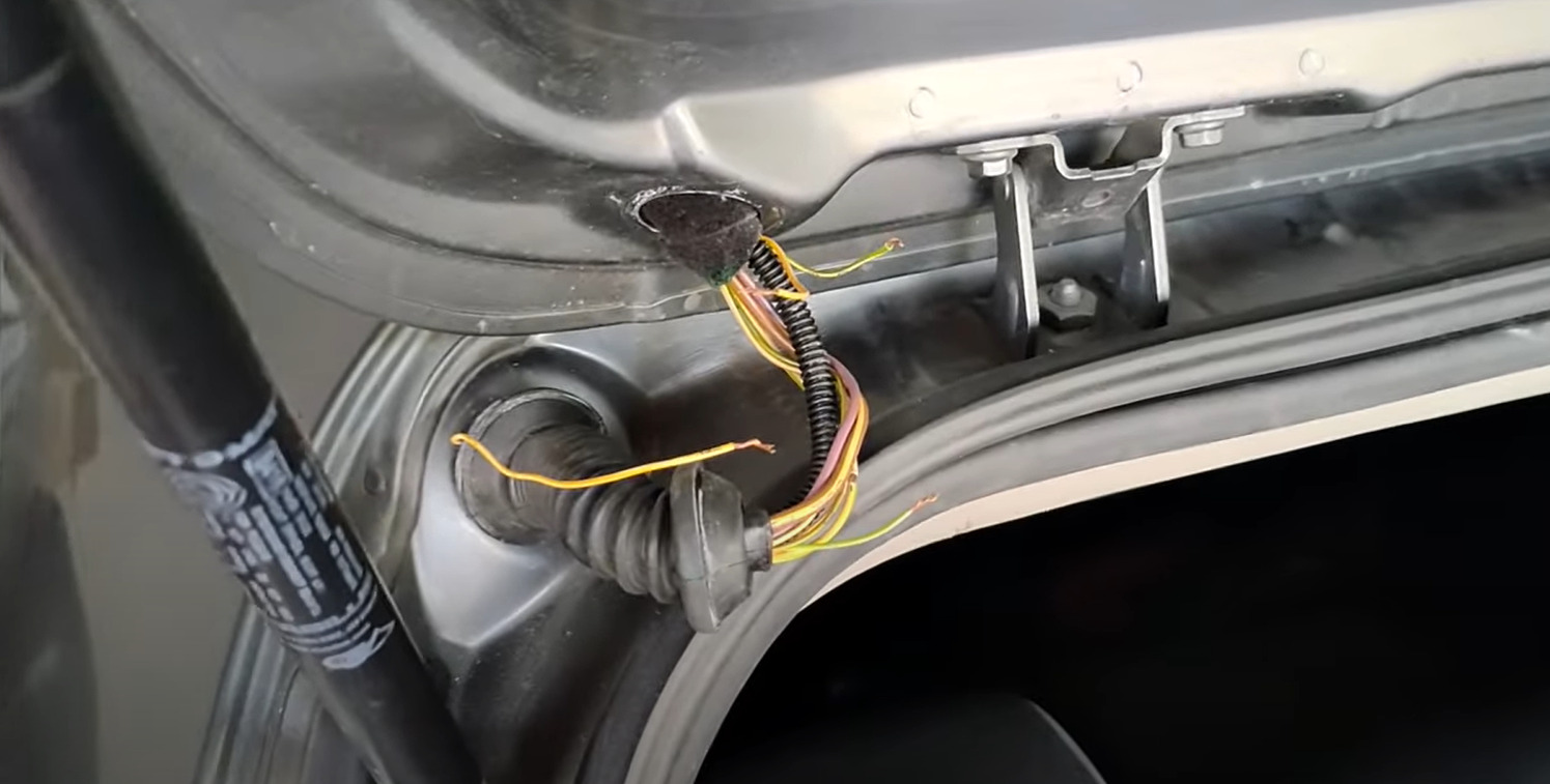 Portellone Alfa Romeo MiTo bloccato, cosa fare